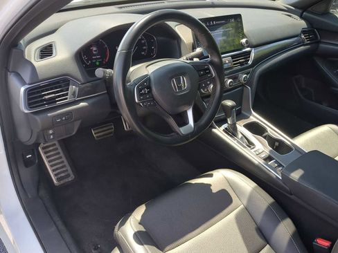 Used 2022 Honda Accord Sport image 15