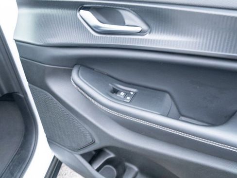 Certified 2023 Jeep Grand Cherokee L Laredo image 44