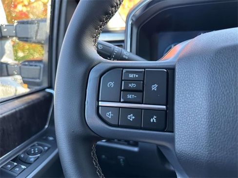 New 2026 Ford F350 Lariat w/ Chrome Package image 25