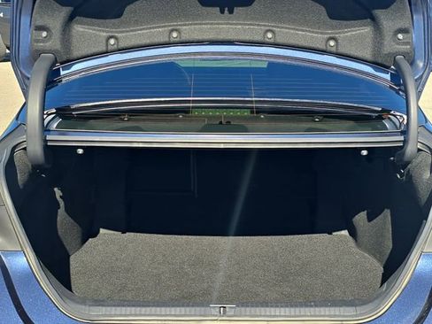 Certified 2019 Toyota Avalon Limited image 12