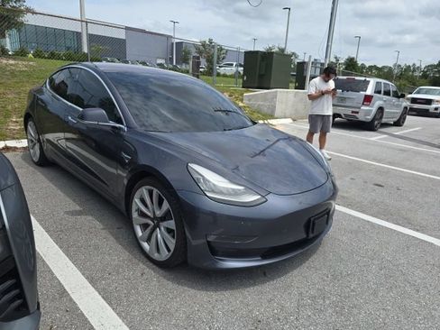 Used 2018 Tesla Model 3 Long Range AWD/4WD image 8