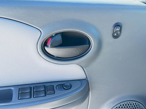 Used 2005 Saturn ION Level 2 w/ Power Pkg image 7