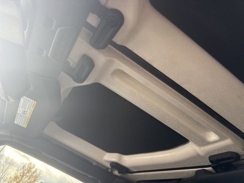 Used 2022 Jeep Wrangler Unlimited Sport image 46