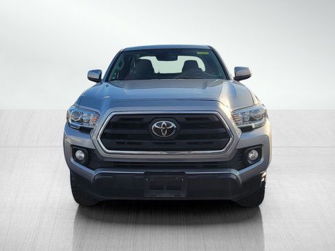 Used 2018 Toyota Tacoma SR5 image 10