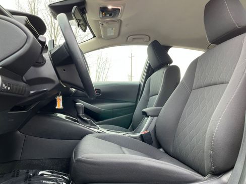 Used 2023 Toyota Corolla LE image 24