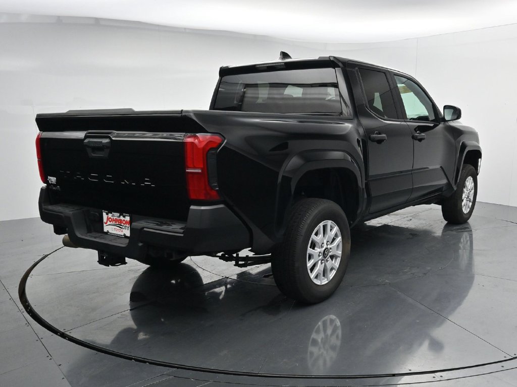 Used 2025 Toyota Tacoma SR AWD/4WD image 7