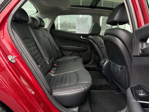 Used 2019 Kia Optima SX image 30
