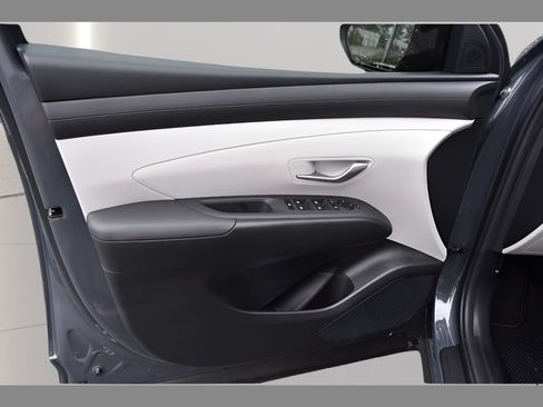 New 2026 Hyundai Tucson SE FWD image 16
