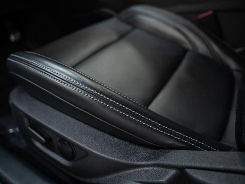 Certified 2024 Ford Mustang Premium image 38