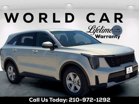 New 2026 Kia Sorento LX FWD image 1
