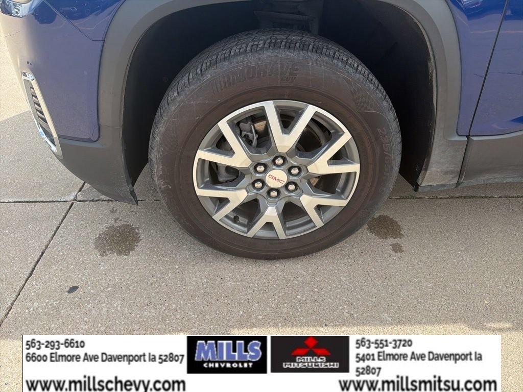 Used 2023 GMC Acadia SLT w/ Preferred Package FWD image 9