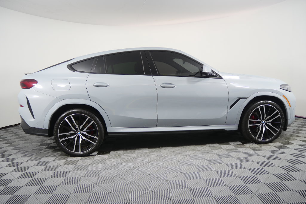 Certified 2024 BMW X6 xDrive40i w/ Executive Package AWD/4WD image 3