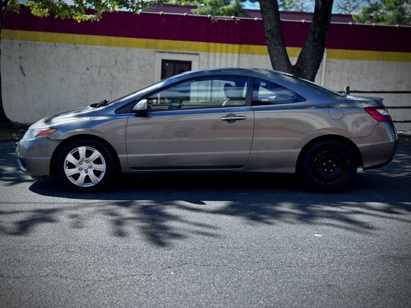 Used 2007 Honda Civic LX image 4