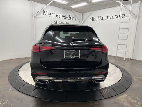 Used 2026 Mercedes-Benz GLC 300 image 6