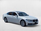 Used 2017 BMW 740e xDrive image 3