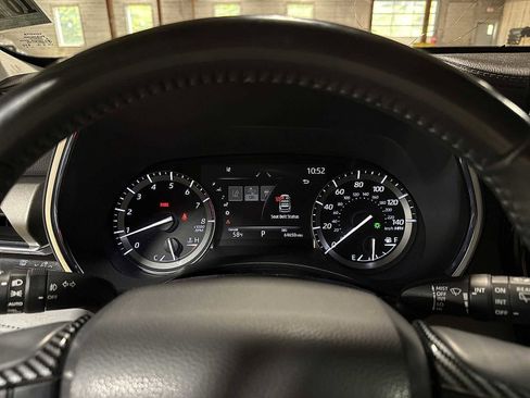 Used 2021 Toyota Highlander Limited AWD/4WD image 38