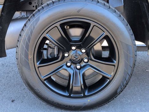 Used 2023 RAM 1500 Big Horn image 14