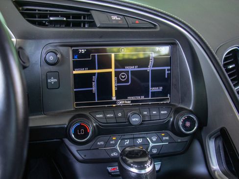 Used 2016 Chevrolet Corvette Z06 w/ Chrome Badge Package image 14