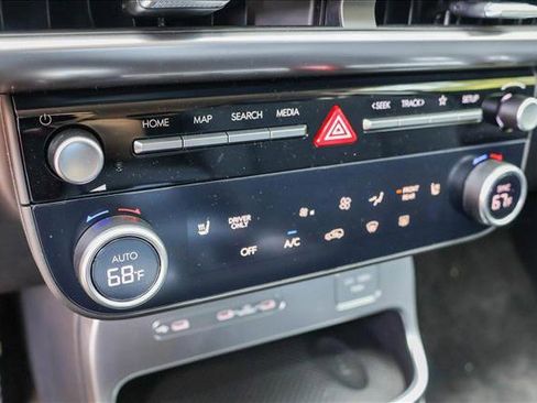 New 2026 Hyundai Ioniq 9 SE AWD/4WD image 20