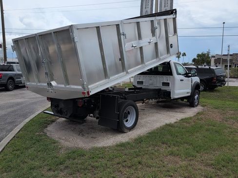 New 2025 Ford F550 XL image 3