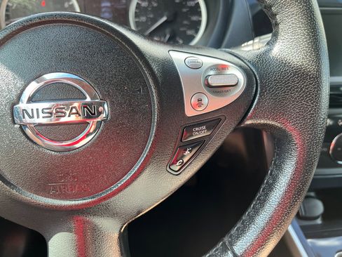 Used 2019 Nissan Sentra SR image 34
