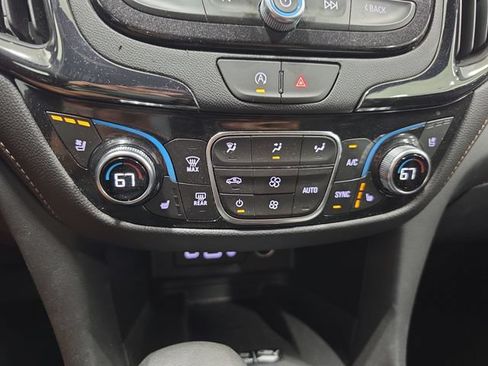 Used 2024 Chevrolet Equinox Premier AWD/4WD image 10