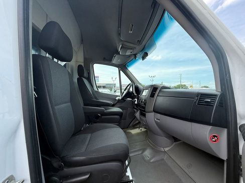 Used 2012 Mercedes-Benz Sprinter 3500 image 21