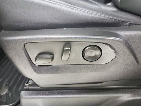 Used 2023 Chevrolet Silverado 1500 LTZ w/ Z71 Off-Road Package image 20