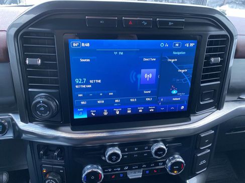 Used 2023 Ford F150 Lariat image 35