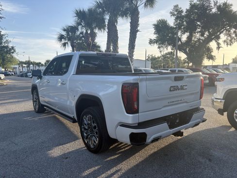 Used 2024 GMC Sierra 1500 Denali Ultimate image 4