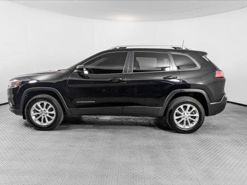 Used 2020 Jeep Cherokee Latitude AWD/4WD image 3