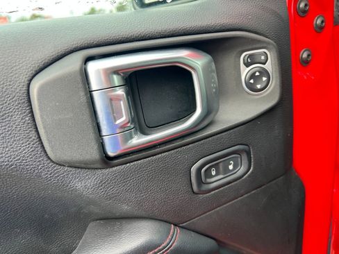Used 2020 Jeep Gladiator Rubicon image 16