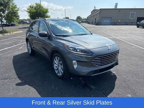 Used 2022 Ford Escape Titanium w/ Titanium Elite Package image 9