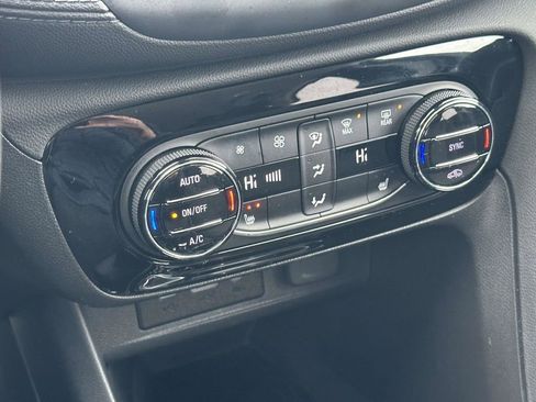 Used 2023 Buick Encore GX Select w/ Sport Touring Package image 26