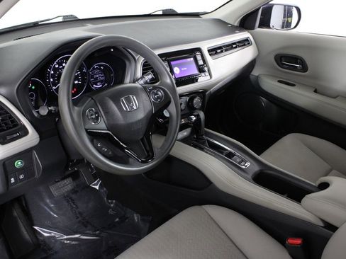 Used 2016 Honda HR-V LX image 17