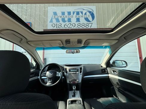 Used 2012 Subaru Legacy 2.5i Premium AWD/4WD image 16