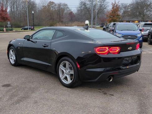Used 2022 Chevrolet Camaro LT image 6