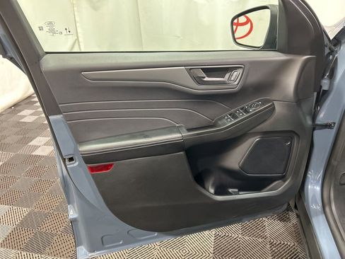 Used 2025 Ford Escape Active w/ Cold Weather Package image 21