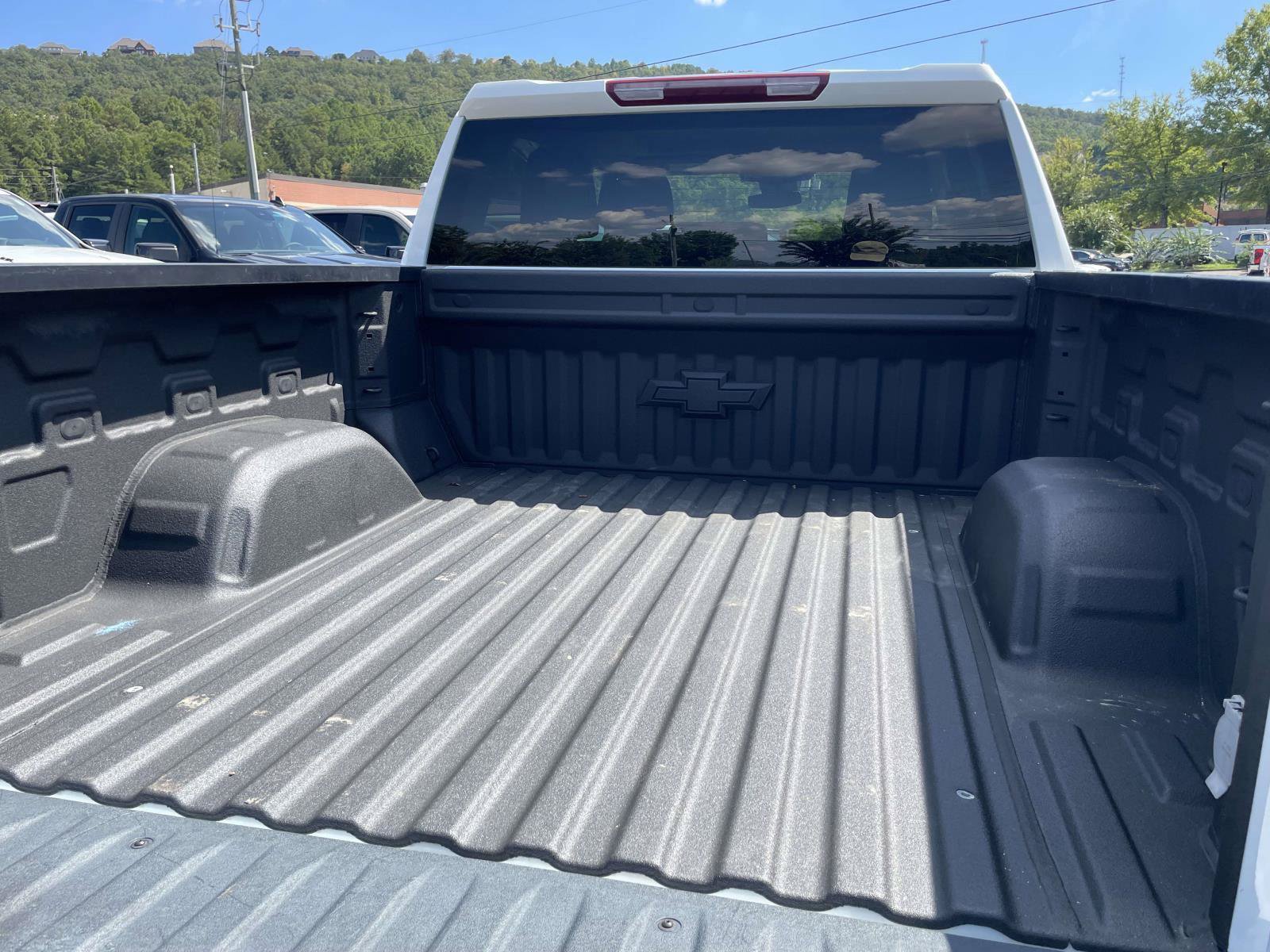 Used 2024 Chevrolet Silverado 1500 LT Trail Boss w/ Protection Package AWD/4WD image 29