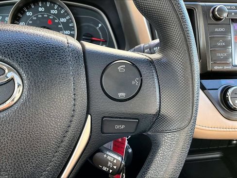Used 2013 Toyota RAV4 XLE FWD image 13