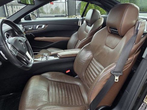 Used 2013 Mercedes-Benz SL 550 image 13