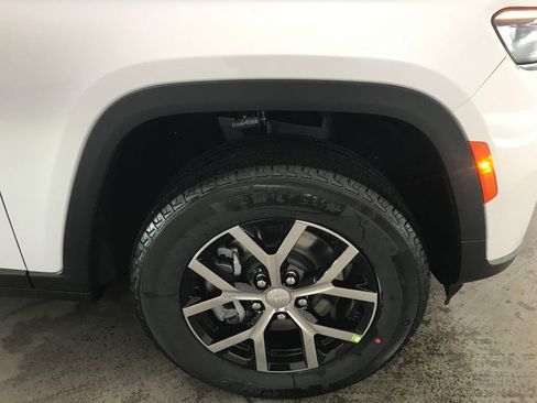 New 2025 Jeep Grand Cherokee L Limited image 53