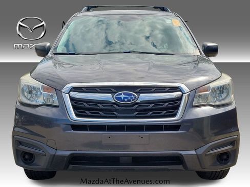 Used 2018 Subaru Forester 2.5i w/ Alloy Wheel Package AWD/4WD image 4