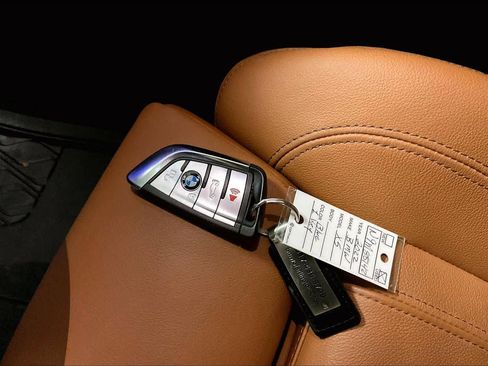 Certified 2022 BMW X5 sDrive40i w/ Premium Package image 14