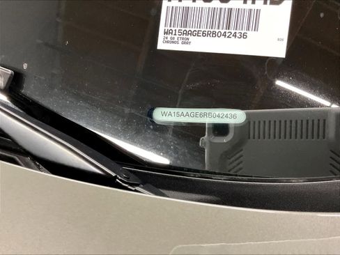 Certified 2024 Audi Q8 e-tron Premium Plus AWD/4WD image 35