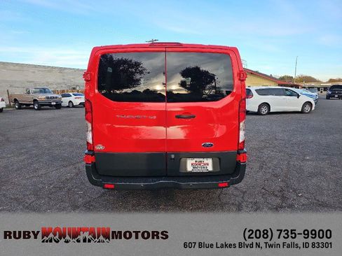 Used 2017 Ford Transit 150 XL image 6