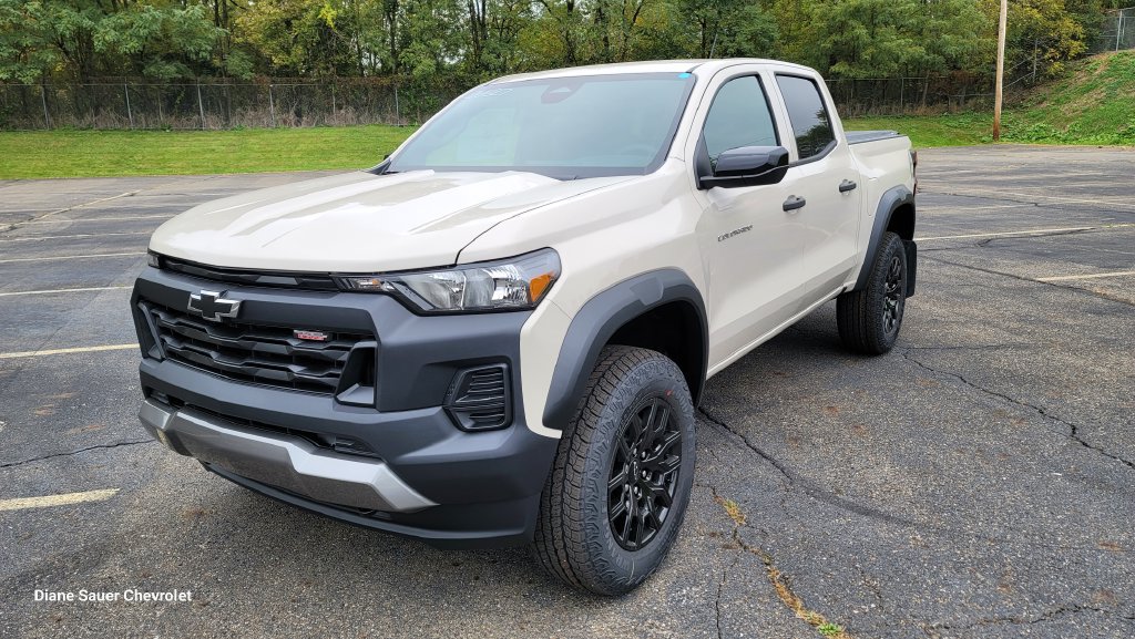 New 2026 Chevrolet Colorado Trail Boss AWD/4WD image 5