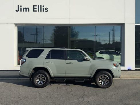 Used 2023 Toyota 4Runner TRD Off-Road Premium w/ Moonroof Package AWD/4WD image 2