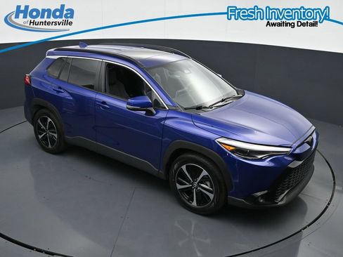 Used 2023 Toyota Corolla Cross AWD Hybrid w/ Convenience Package image 16