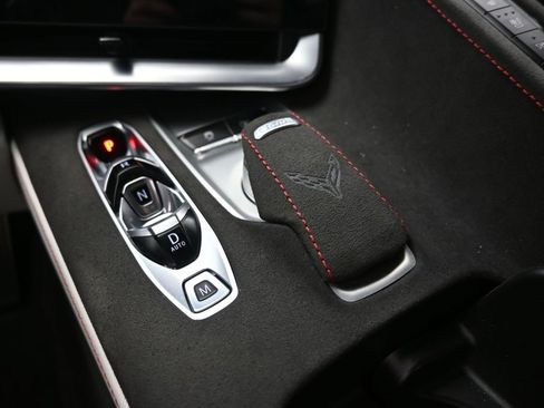 Used 2023 Chevrolet Corvette Stingray Premium Conv w/ Z51 Performance Package image 32